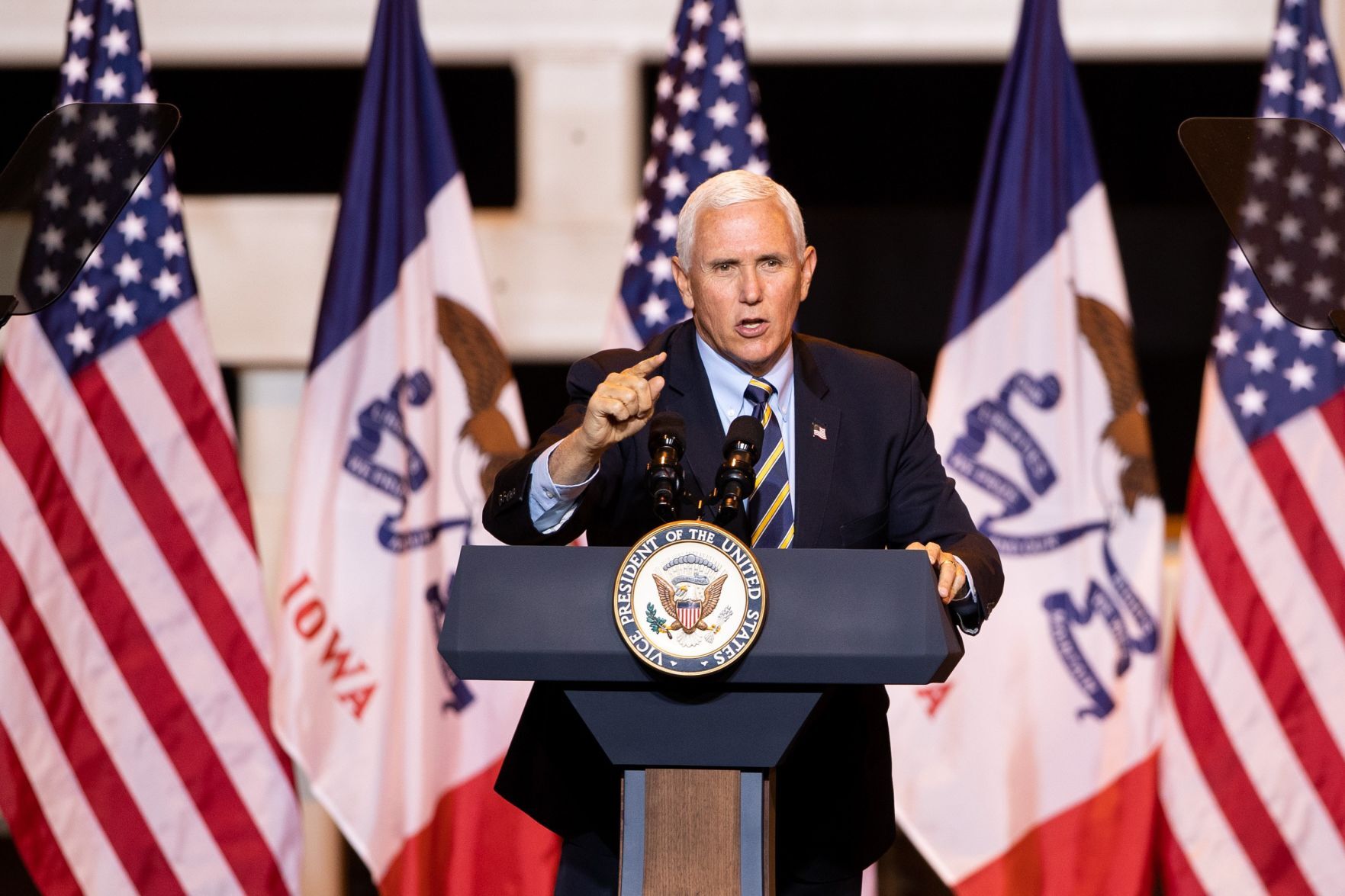 Pence visits Carter Lake